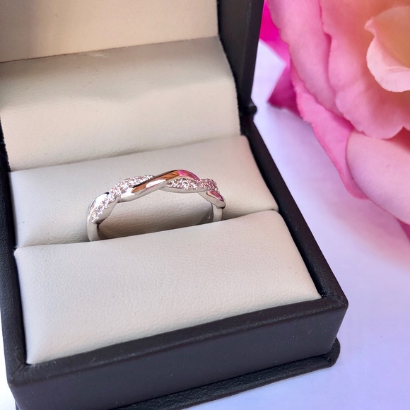 Sterling Silver White Sapphire Infinity Ring - Picture 3 of 8